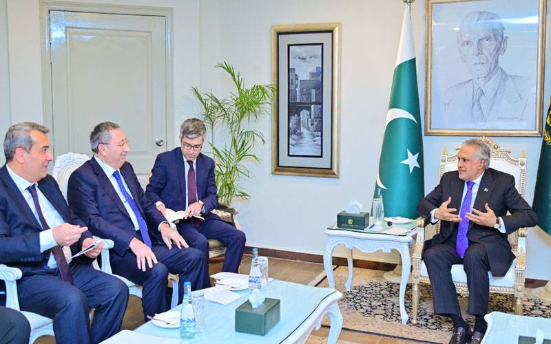 نائب وزیراعظم اسحاق ڈار کی آذربائیجان کے صدر کے خصوصی نمائندے سے ملاقات