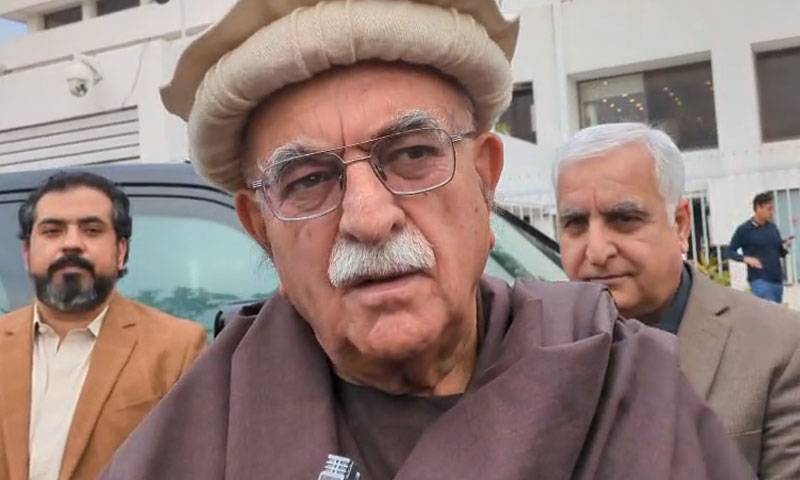 قیاس آرائیاں ختم کرنے کیلئے بانی پی ٹی آئی سے ملاقات کروائی جائے:محمود خان اچکزئی