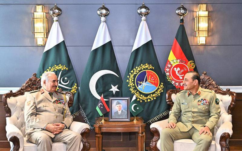 فیلڈمارشل عاصم منیر سے لیبیا کے فیلڈ مارشل کی ملاقات، سکیورٹی تعاون بڑھانے پر اتفاق