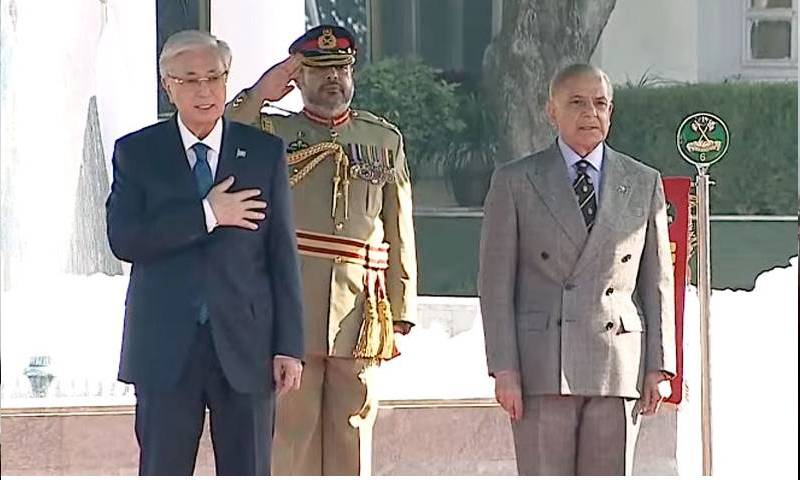 قازقستان کے صدر کے اعزاز میں وزیراعظم ہاؤس میں استقبالیہ تقریب، گارڈ آف آنر پیش