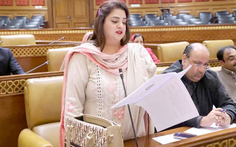 حکومتی رکن پنجاب اسمبلی راحیلہ خادم حسین  کی دل میں تکلیف کے باعث انجیوگرافی