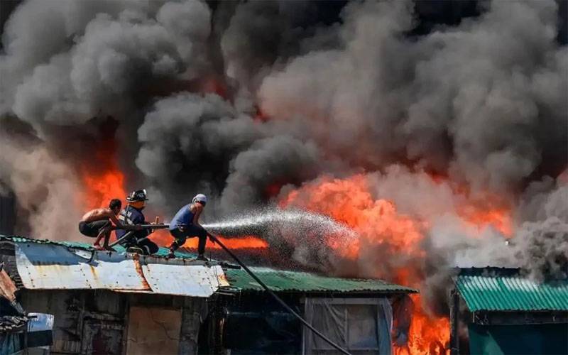 فلپائن میں خوفناک آتشزدگی، 1000 مکانات خاکستر ، ہزاروں افراد بے گھر
