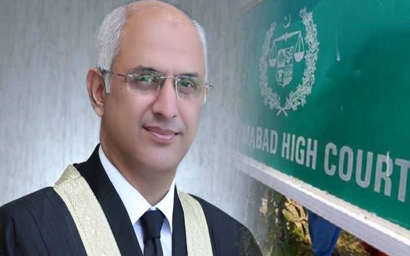 میاں بیوی کی لڑائی میں بچوں کو تقسیم نہیں کیا جا سکتا ، جسٹس محسن اختر کے اہم ریمارکس