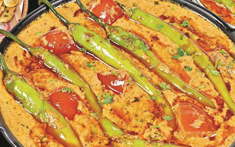 آج کا پکوان: بھری ہوئی مرچوں کا سالن