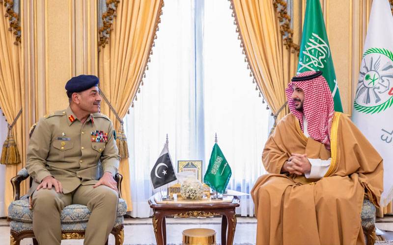   فیلڈ مارشل سیدعاصم منیر  سے سعودی عرب کے وزیر دفاع  ْپرنس خالد بن سلمان کی ملاقات