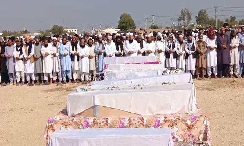 جامشورو :ایم نائن موٹروے حادثہ، جاں بحق 12 افراد کی میتیں آبائی علاقے منتقل