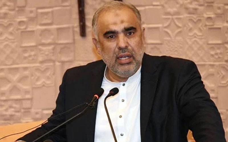 بانی پی ٹی آئی کی صحت پر کوئی سمجھوتہ نہیں کریں گے: اسد قیصر 