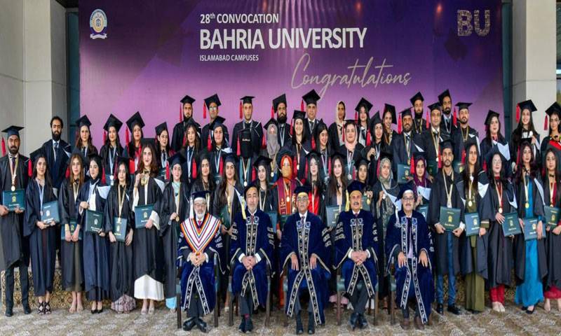  بحریہ یونیورسٹی میں 28ویں کانووکیشن ، 33 ہزار سے زائد طلبا میں ڈگریاں تقسیم 