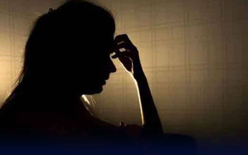 ملزمان نے دو بہنوں کو رشتے دکھانے کے بہانے گھر لے جاکر جنسی زیادتی کا نشانہ بنادیا