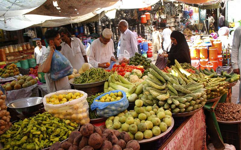 رمضان سے پہلے مہنگائی کا طوفان، کون سی چیز کتنے میں فروخت ہونے لگی؟