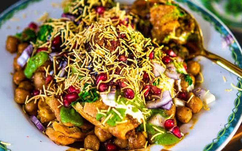 آج کا پکوان: مزیدار سموسہ چاٹ