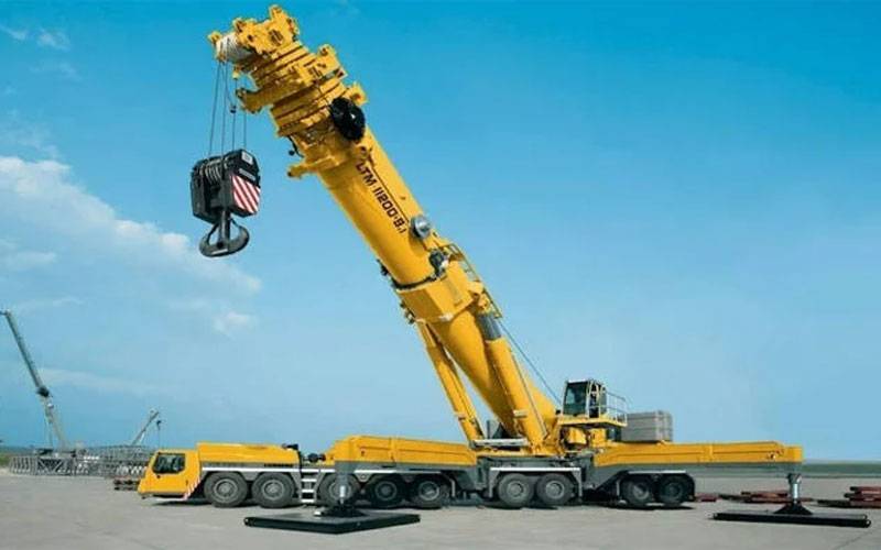15 میگاواٹ کی وِنڈ ٹربائن نے دنیا کو سب سے بڑی موبائل کرین کا تحفہ دے دیا