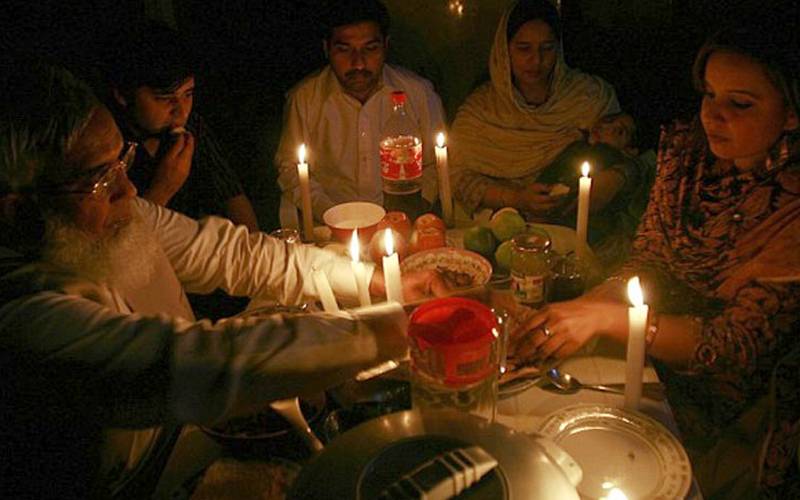 سحرو افطارمیں لوڈشیڈنگ نہ کرنے کا حکم، گیس بھی بلاتعطل فراہم ہوگی
