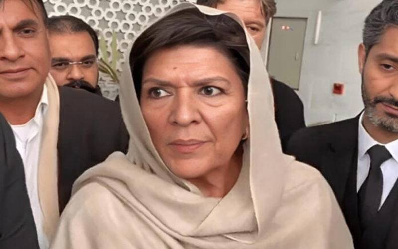 26 نومبر احتجاج کیس: علیمہ خان کے ناقابلِ ضمانت وارنٹ گرفتاری جاری 