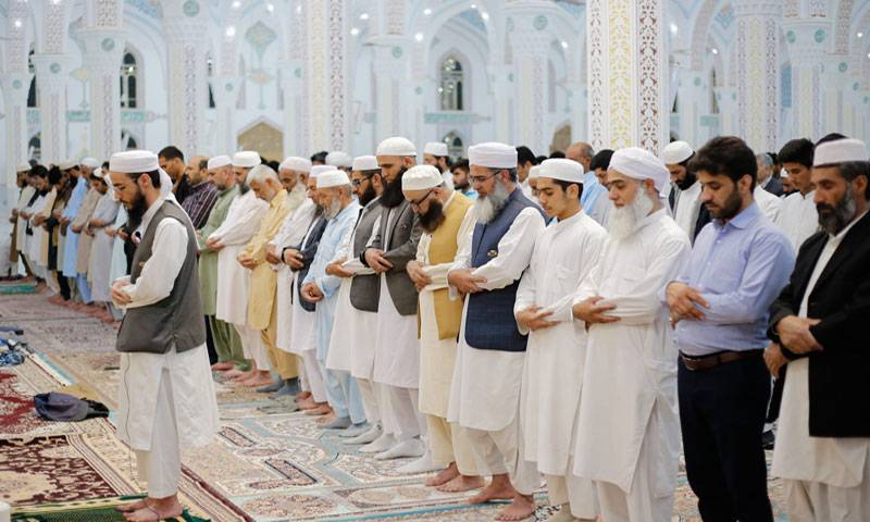 رمضان المبارک کے آغاز پرملک بھر میں نماز تراویح کے روح پرور اجتماعات 