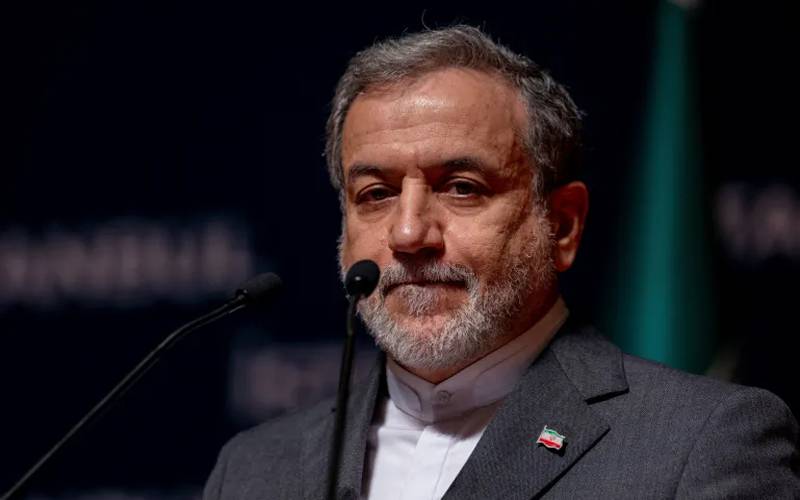 ایران کیوں نہیں جھکا؟ وزیر خارجہ نے ٹویٹ میں ٹرمپ کی حیرانی دور کر دی