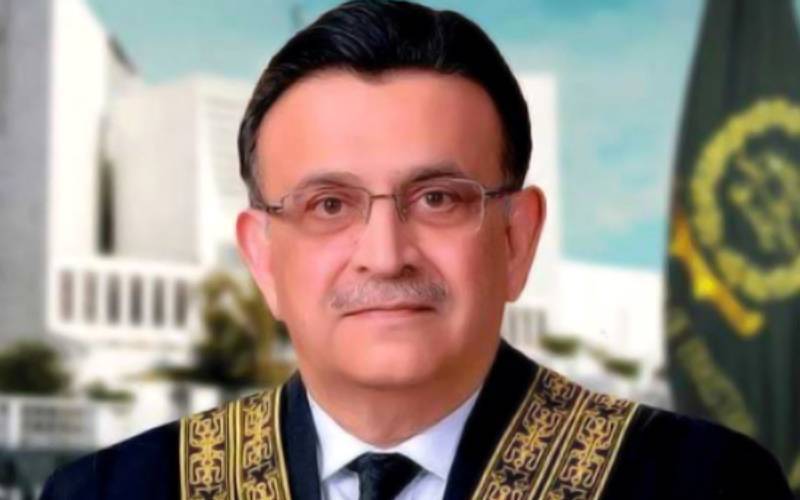 سابق چیف جسٹس عمر عطا بندیال کا واٹس ایپ ہیک ہوگیا