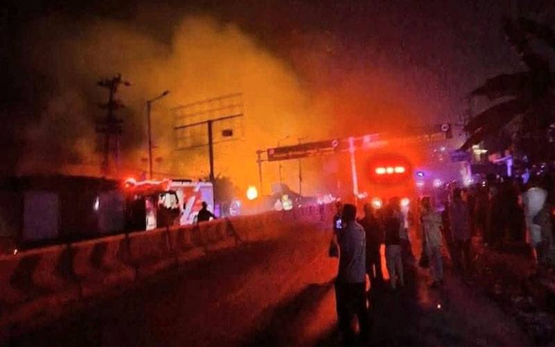 بنگلہ دیش :کاکس بازار میں آتشزدگی،10 افراد زخمی