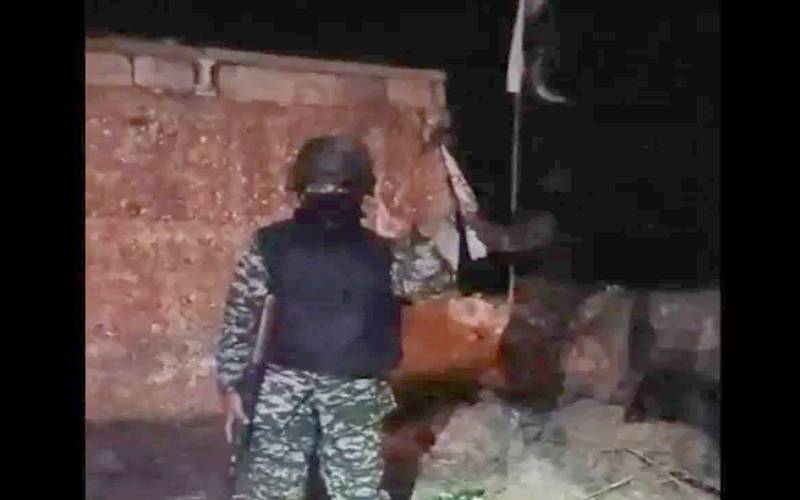 افغان چیک پوسٹ پر قبضے کے بعد پاکستانی سپاہی کی دشمن کو للکارنے کی ویڈیو وائرل