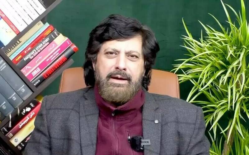 جواد احمد انٹرویو کے دوران اینکر سے الجھ پڑے، کلپ سوشل میڈیا پر وائرل