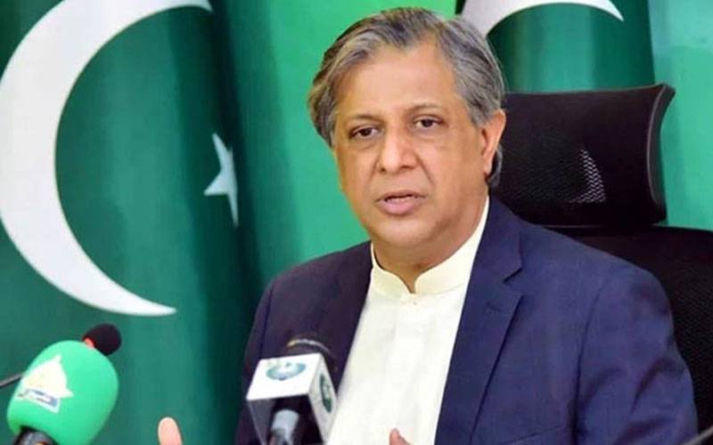  سیاسی جماعتوں کے سربراہوں کو اہم معاملات پر اعتماد میں لینے کا سلسلہ جاری رہنا چاہئے، اعظم نذیر تارڑ