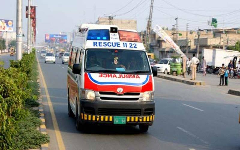 لاہور: موٹر سائیکل کے ہینڈل پر لٹکا ہیلمٹ نوجوان کی جان لے گیا