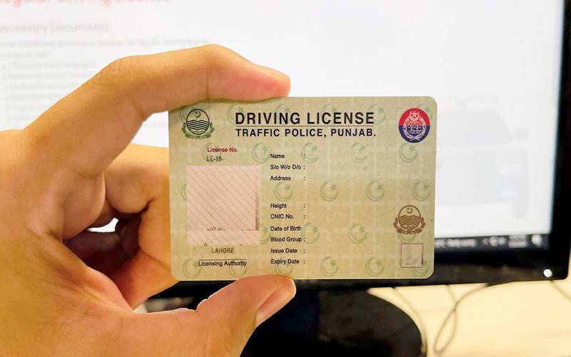  ڈرائیونگ ٹیسٹ کےلئے اے آئی بیسڈ گاڑیاں خریدلی گئیں