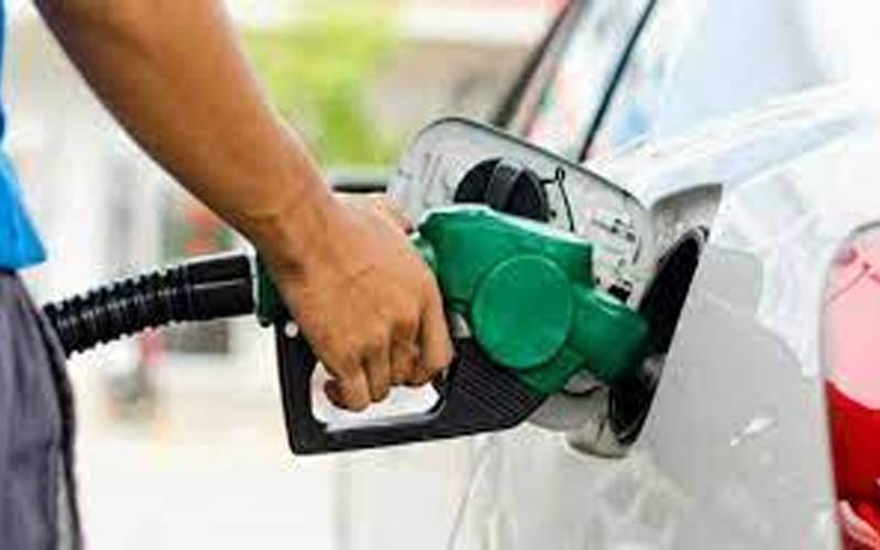 حکومت نے آئی ایم ایف کے دباؤ پر پیٹرولیم لیوی میں بھی بڑا اضافہ کردیا