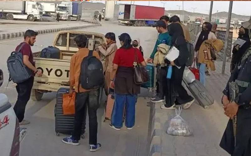  مزید 15سٹوڈنٹ، 30 پاکستانی، پانچ افریقی، دو ایرانی، ایک عمانی ایران سے پاکستان پہنچ گئے