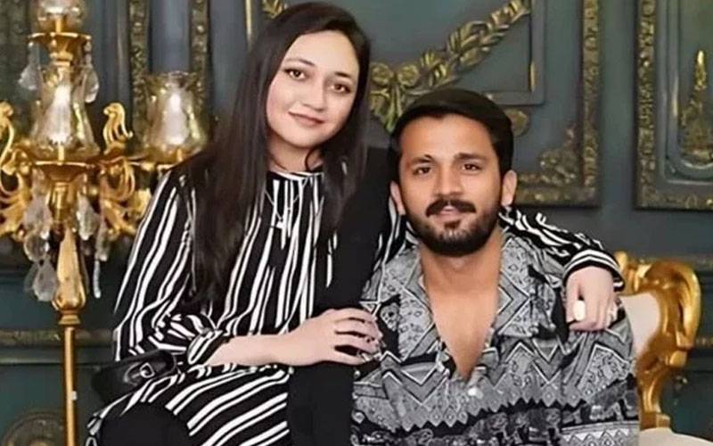 رجب بٹ کا شادی ختم کرنے کا اعلان