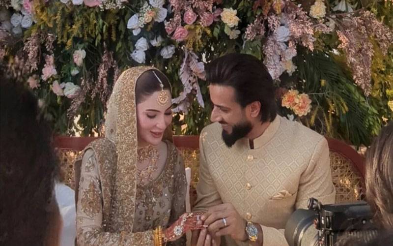 عماد وسیم کی دوسری اہلیہ کی بغیر میک اپ تصویر پر صارفین کے تبصرے