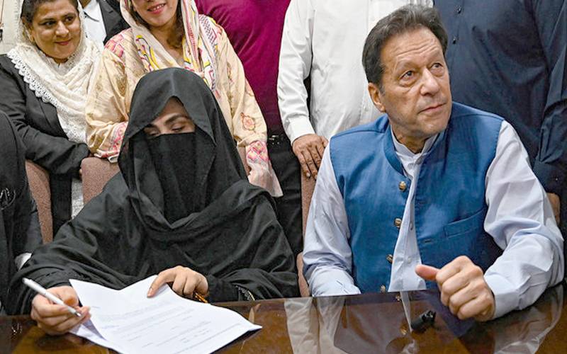 بانی پی ٹی آئی اور بشریٰ بی بی کیخلاف 190 ملین پاؤنڈ کیس میں اہم پیشرفت