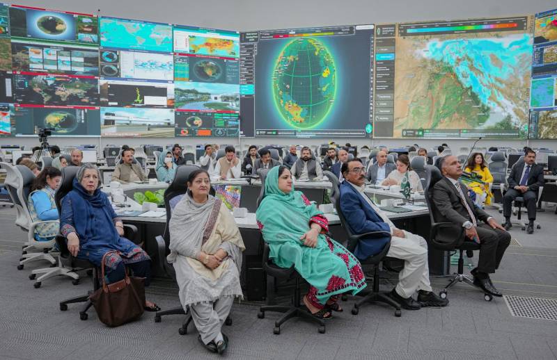  قومی اسمبلی کے ارکان کا این ڈی ایم اے کا وزٹ، آہندہ برسات کے حالات پر آگاہی حاصل کی