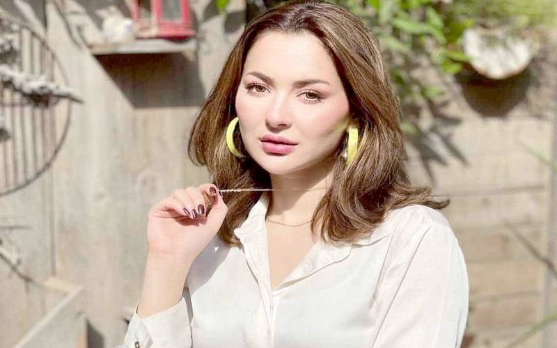 ہانیہ عامر کا پوڈ کاسٹ معاوضہ؛ سوشل میڈیا پرنیا ہنگامہ کھڑا ہوگیا