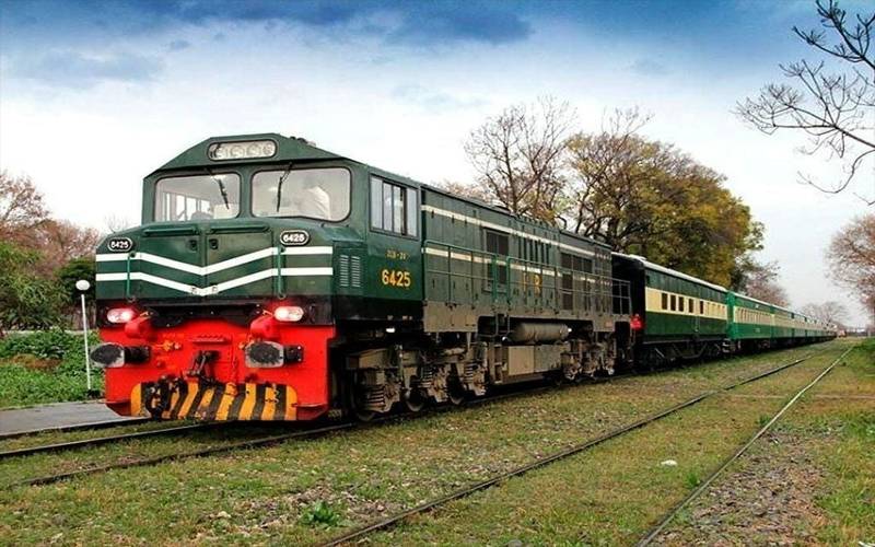 کراچی اور کوئٹہ کے درمیان چلنے والی بولان میل اچانک معطل 
