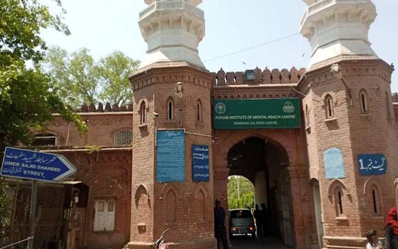 ذہنی مریض مینٹل ہسپتال بلڈ بینک کی ایمبولینس لے اُڑا