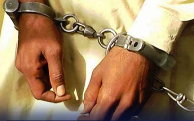 لاہور:وقت پر کھانا نہ ملنے پر سفاک شوہر نے بیوی اور 3 کمسن بیٹیوں کو آگ لگا دی