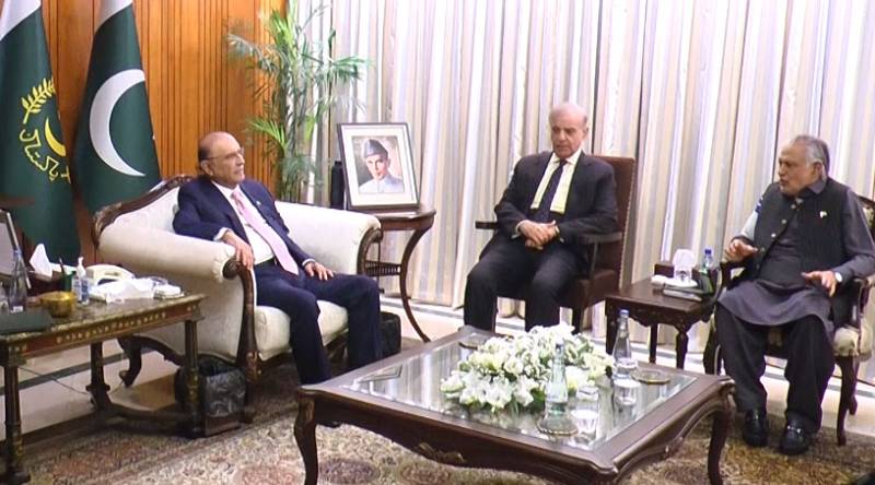 صوبوں کی مخالفت پر حکومت کا سمارٹ لاک ڈاؤن نہ لگانے کا فیصلہ
