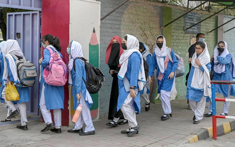 سرکاری و نجی سکولوں میں جمعہ کے روز چھٹی کا اعلان
