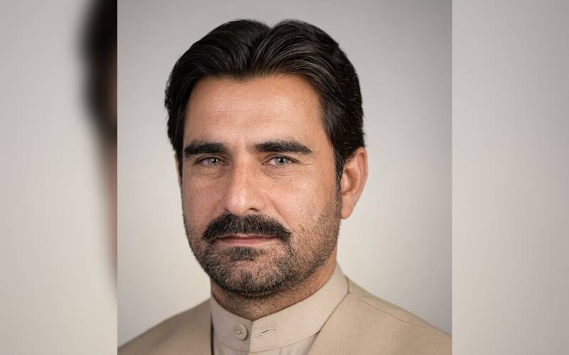 پٹرولیم مصنوعات کی قیمتوں میں اضافہ سے مہنگائی بڑھ رہی ہے،اشرف چودھری