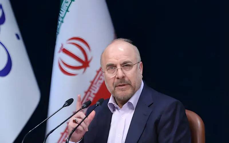 امریکہ رجیم چینج چھوڑ کر پائلٹ کی تلاش میں مدد مانگ رہا ہے: ایرانی اسپیکر کا طنز