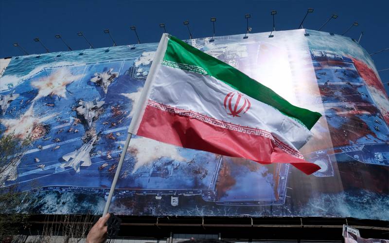 امریکا اور اسرائیل کے خلاف ایران میں 1 کروڑ 20 لاکھ افراد جنگ کیلئے تیار