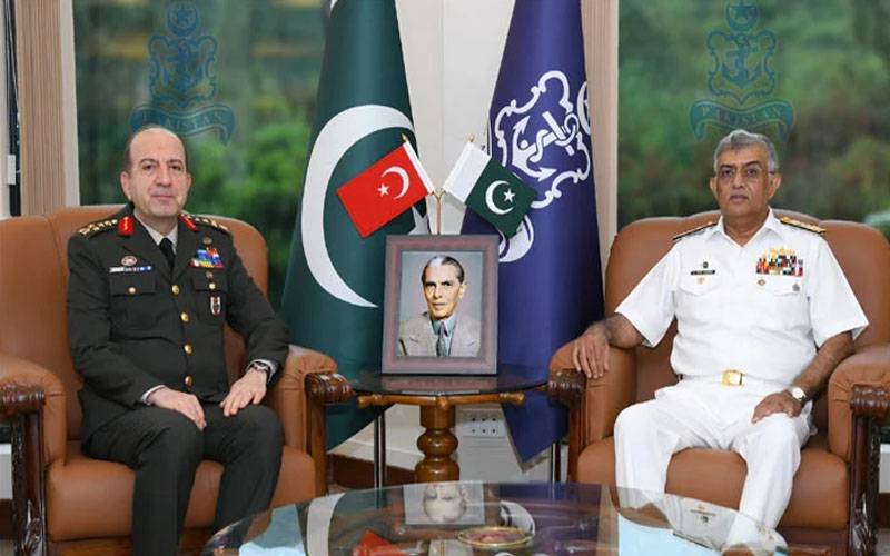 پاک بحریہ کے سربراہ سے ترک ڈپٹی چیف آف جنرل اسٹاف کی ملاقات، دو طرفہ دفاعی امور پر گفتگو
