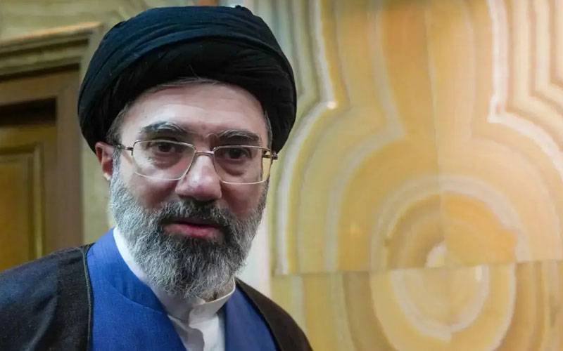 ایران جنگ نہیں چاہتا، حقوق سے دستبردار بھی نہیں ہوگا: ایرانی سپریم لیڈر