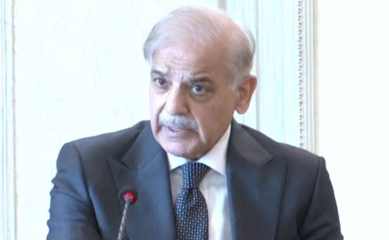 حکومت کا ڈیزل 135 اور پیٹرول 12 روپے فی لیٹر سستا کرنے کا اعلان