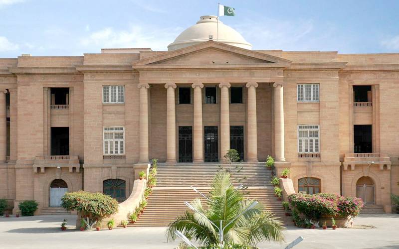 سندھ ہائیکورٹ میں بڑے پیمانے پر تقررو تبادلے ، نوٹیفکیشن جاری 