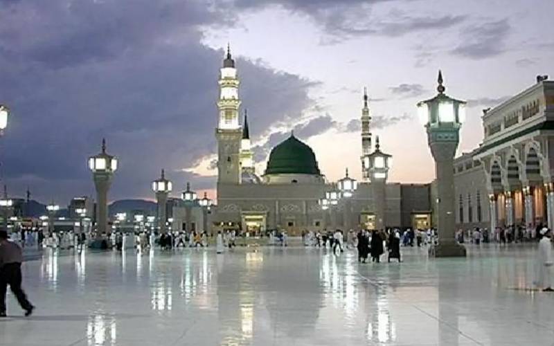 مدینہ منورہ میں باران رحمت،گنبد خضریٰ پر بارش کے روح پرور مناظر