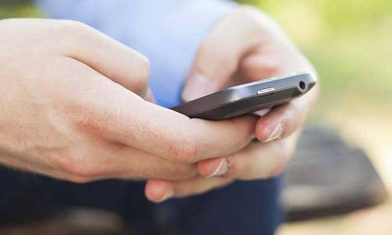  2 روپے کا میسج صارفین کو 12 روپے میں پڑنے لگا:سینیٹ کی قائمہ کمیٹی میں انکشاف