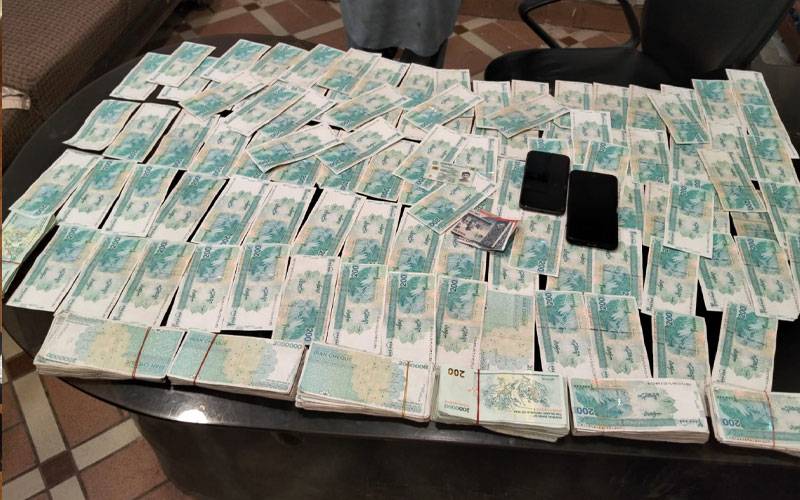  ایرانی کرنسی کے غیر قانونی دھندے میں ملوث ایک شخص کو گرفتار، ڈیڑھ ارب ریال رآمد