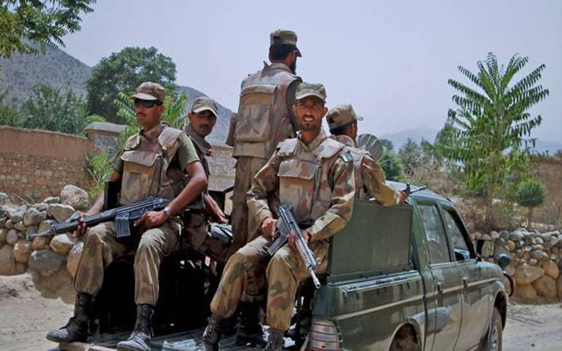 بنوں میں سکیورٹی فورسز کا آپریشن، فتنہ الخوارج کے 2 دہشتگرد جہنم واصل